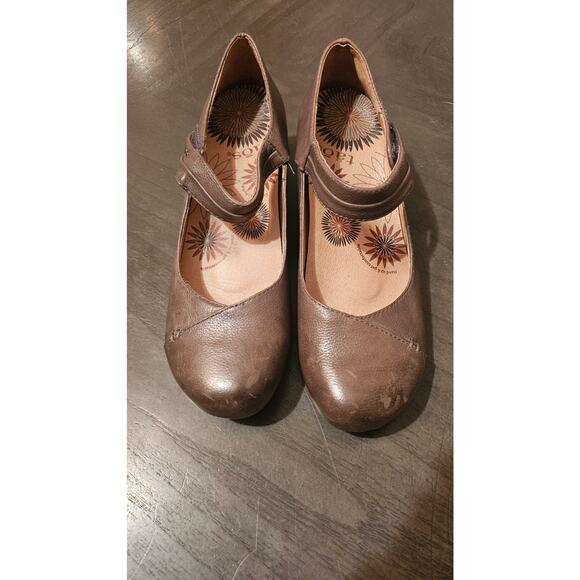 Taos Urge‎ tan Leather Comfort Wedge Mary Jane Women US 7.5 / EU 37 - Picture 2 of 5